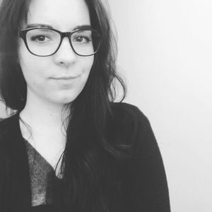 Meet your Posher, Connie